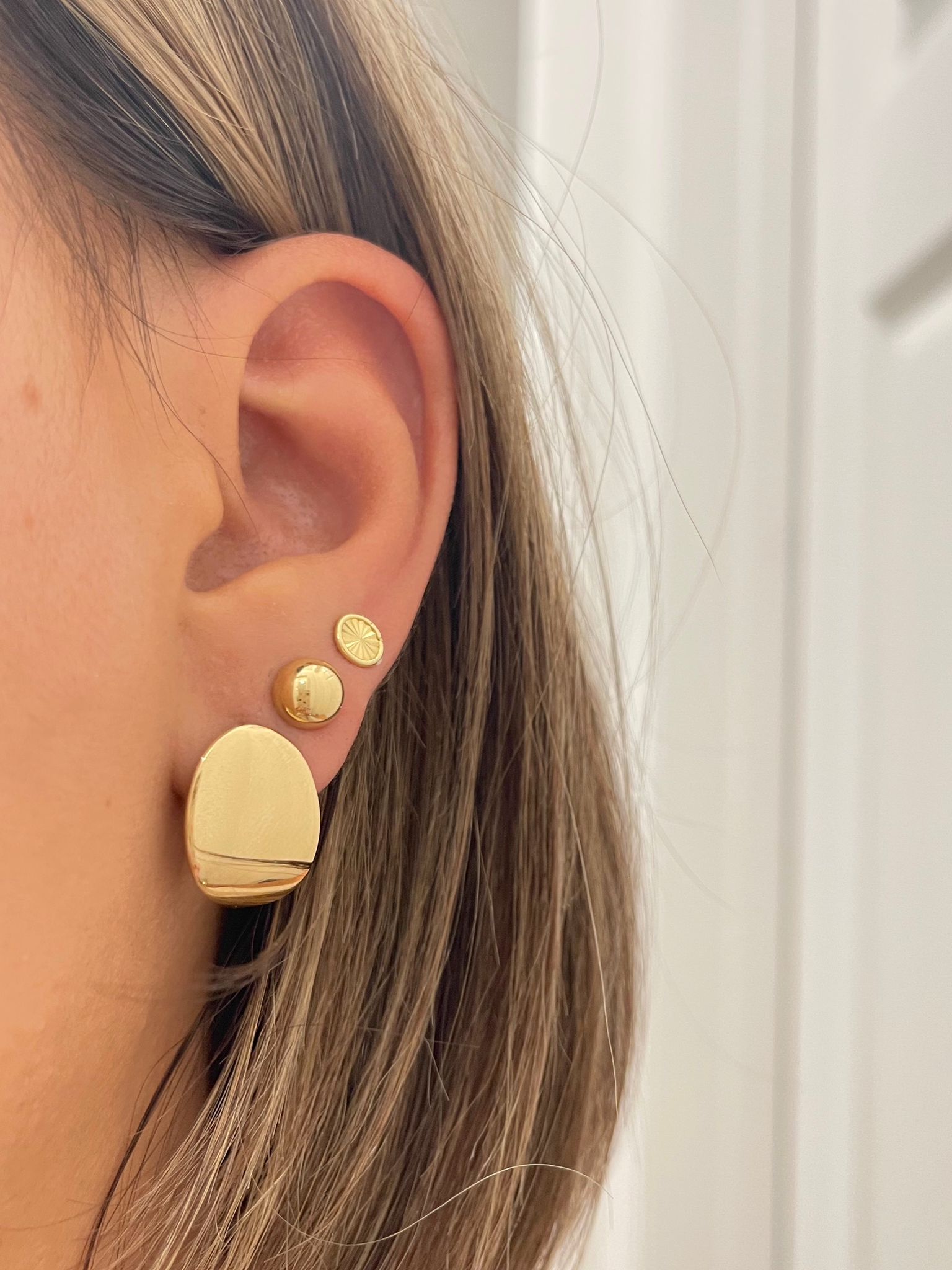 Eli Gold Earrings