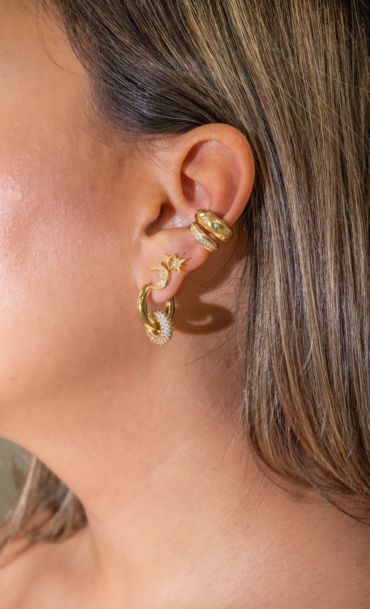 Mou Earrings